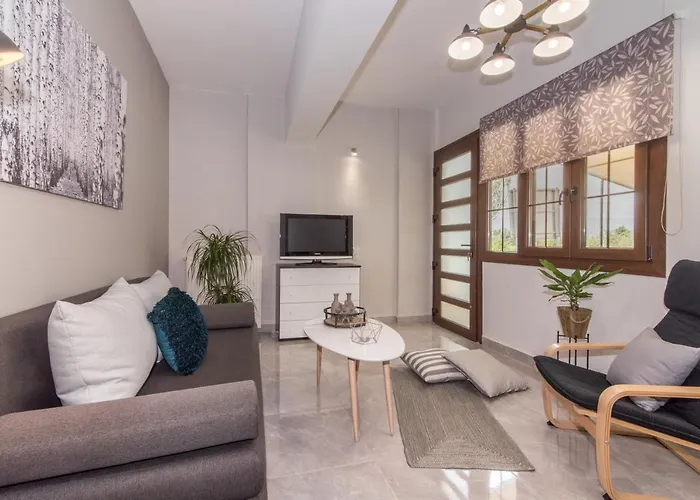 Valentine's Modern Apartment