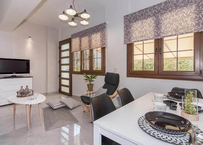 Valentine's Modern Apartment